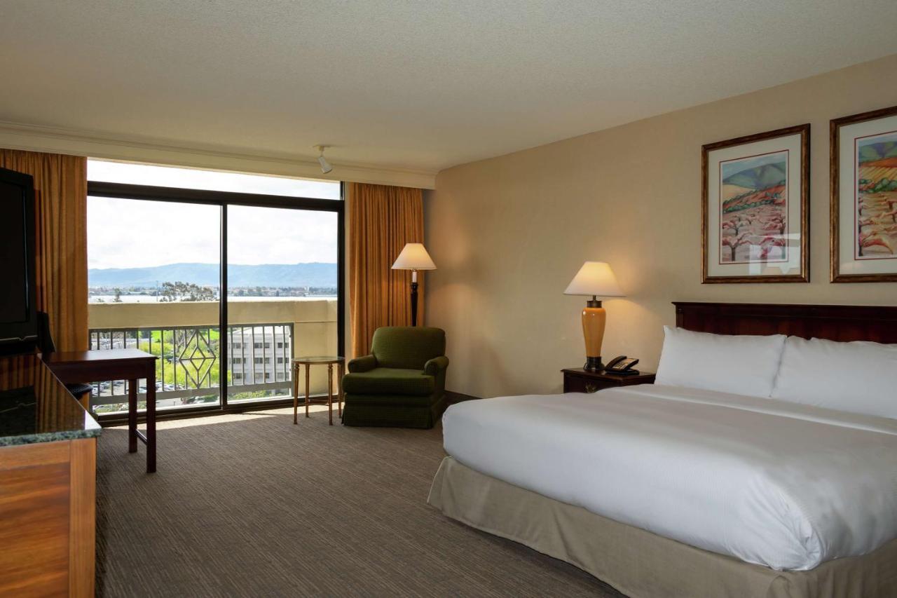 Doubletree By Hilton San Jose Hotel Bagian luar foto